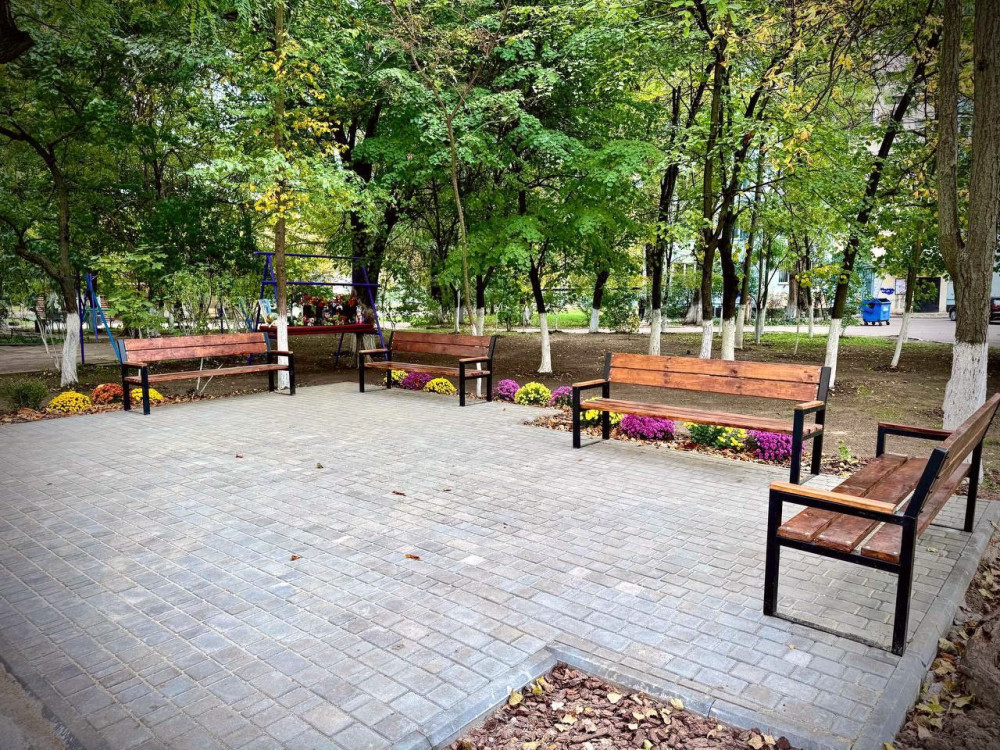 1077 image for slide