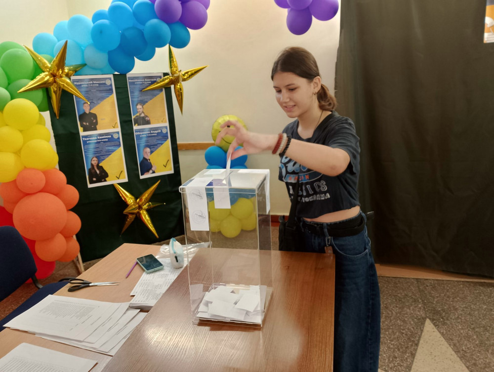 1351 image for slide