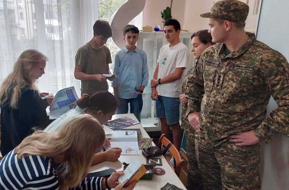 1384 image for slide