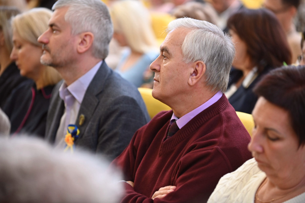 1398 image for slide