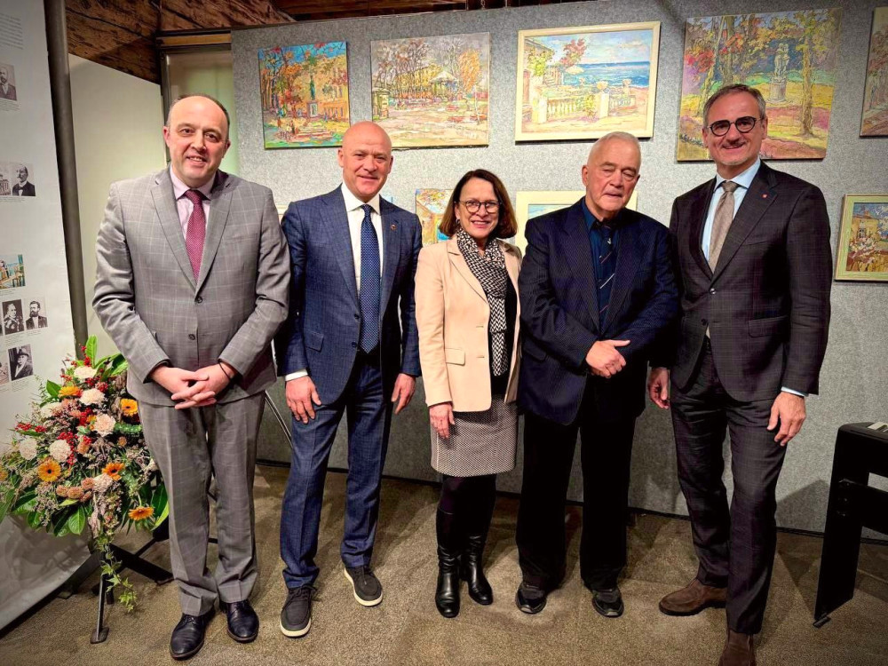 1543 image for slide