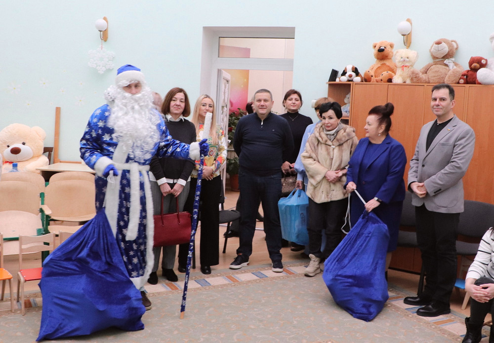 1592 image for slide