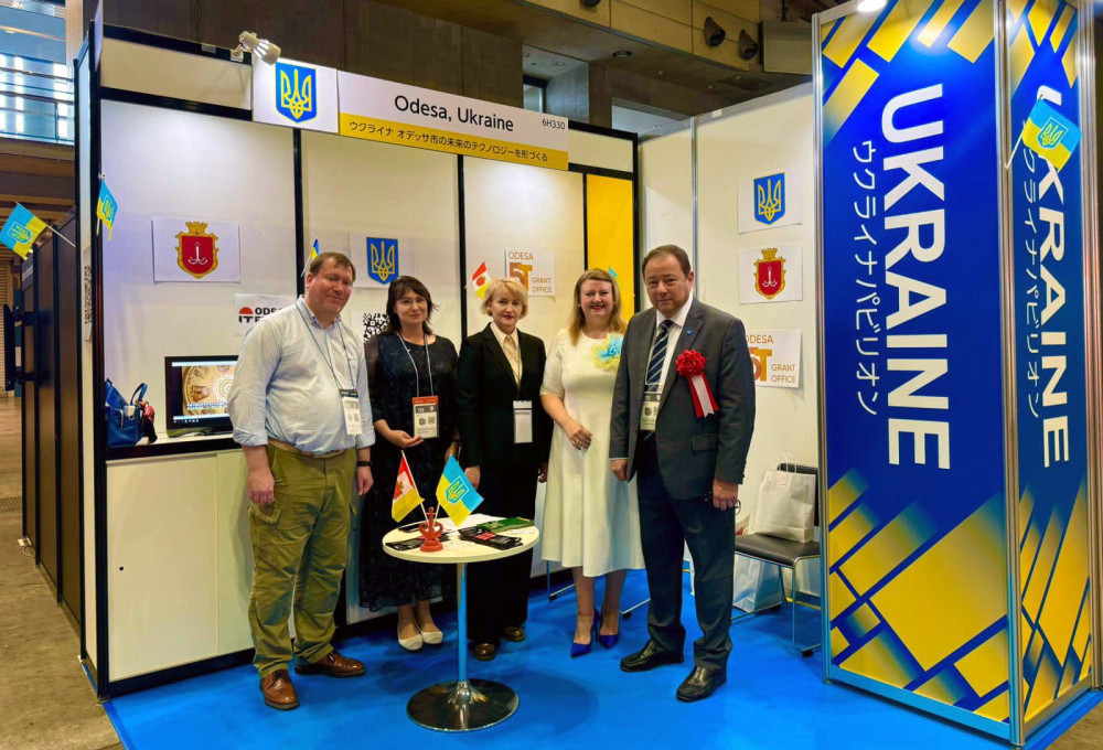 1611 image for slide