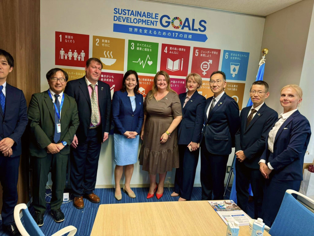 1612 image for slide