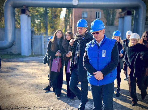 2432 image for slide