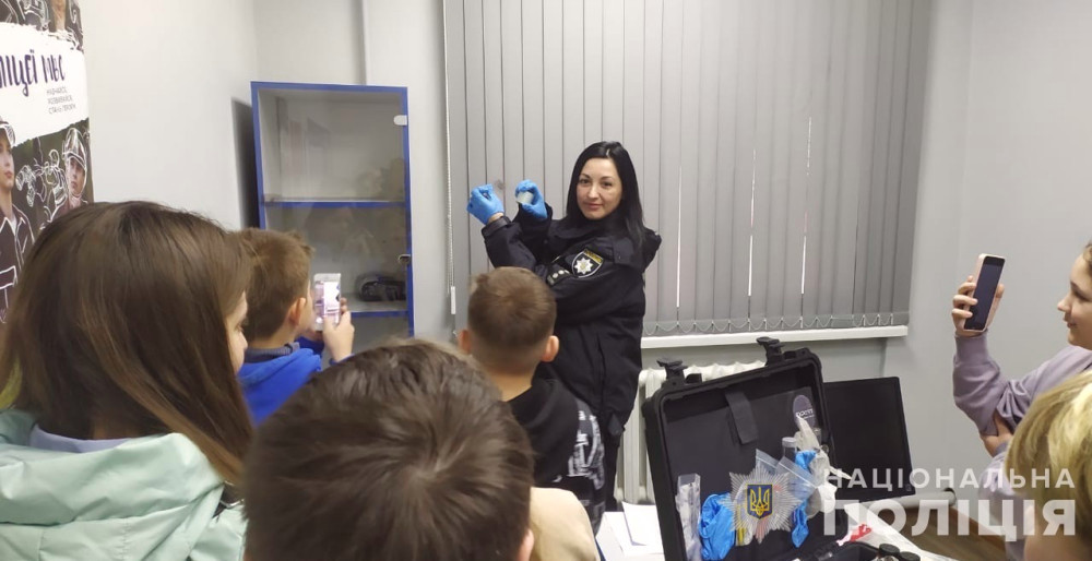 3245 image for slide