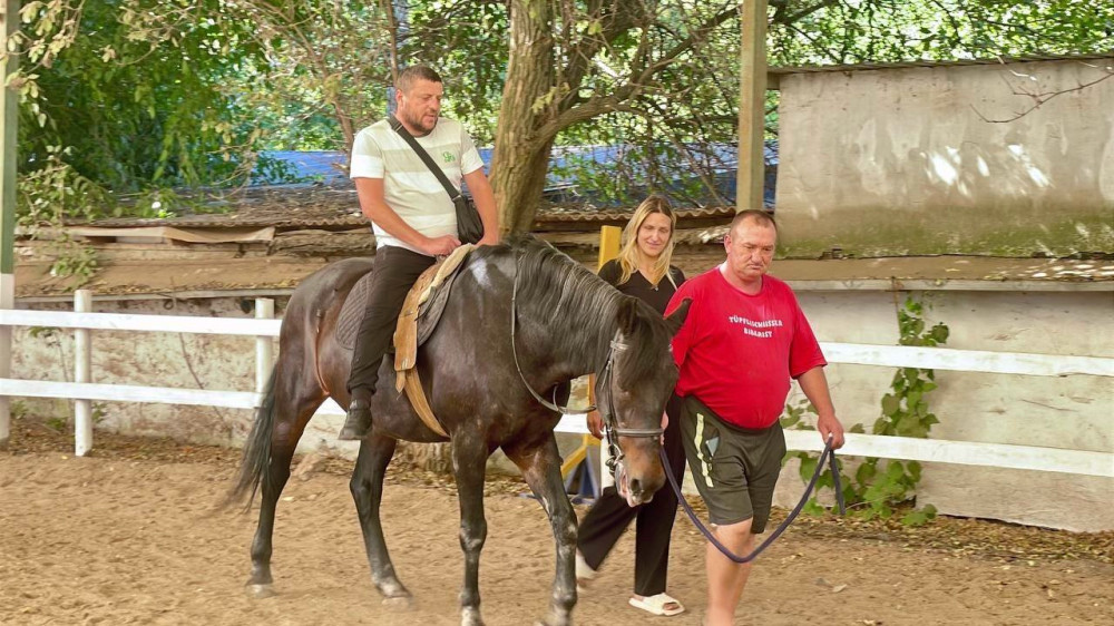 6370 image for slide