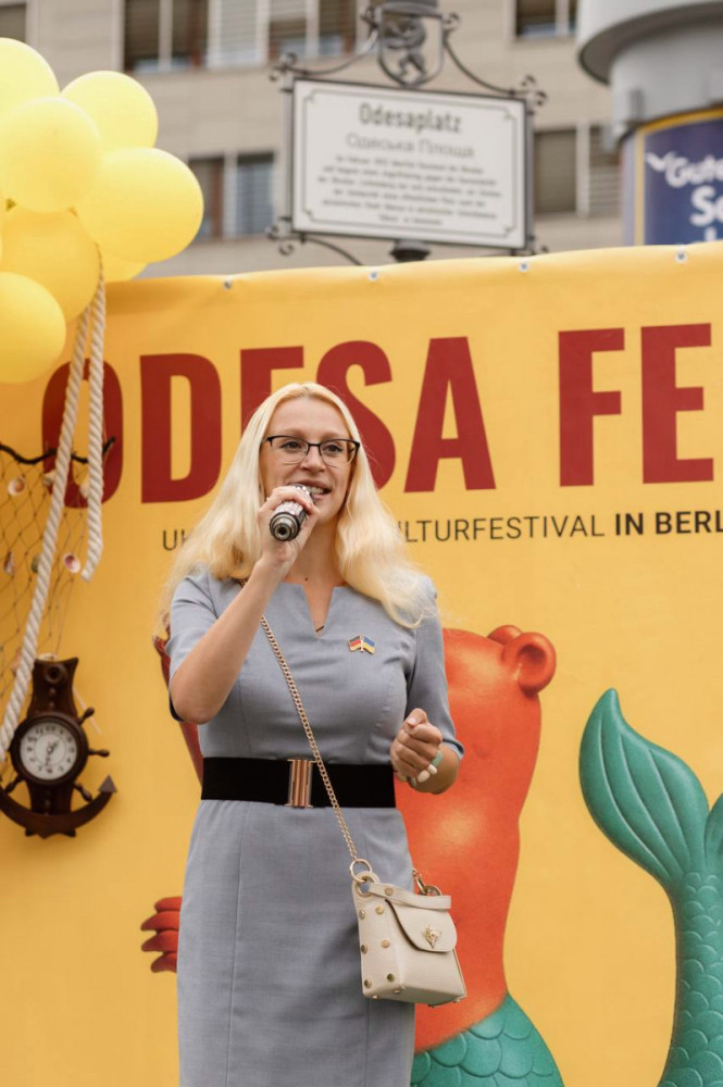 6541 image for slide