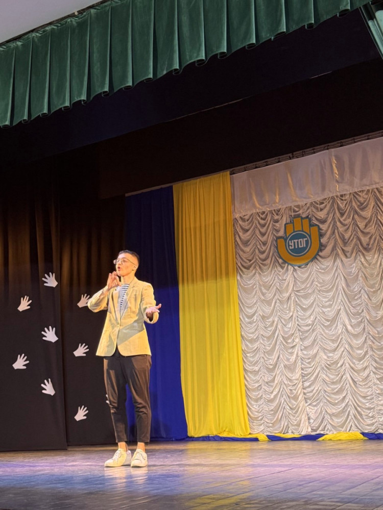 6876 image for slide