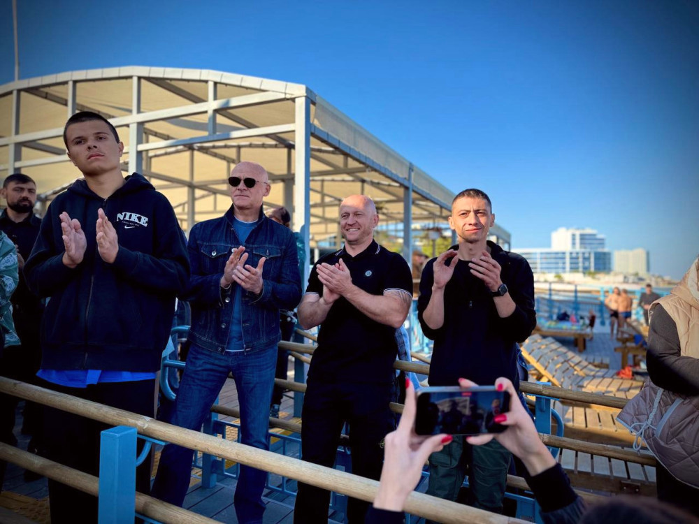 6993 image for slide