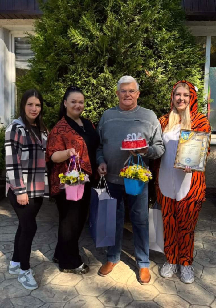 7044 image for slide