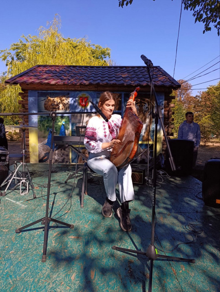 7045 image for slide