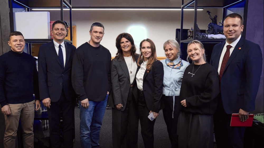 7312 image for slide