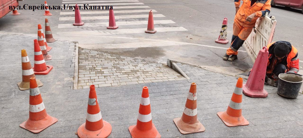 7805 image for slide